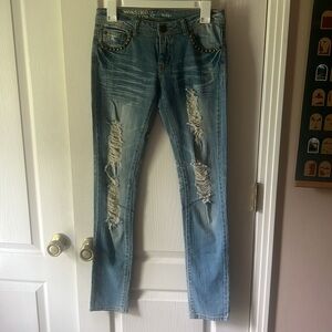 C28  Mossimo jeans